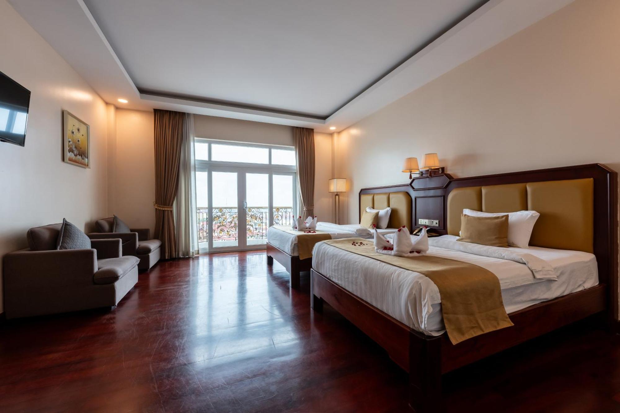 Lbn Asian Hotel Kampong Cham Bagian luar foto
